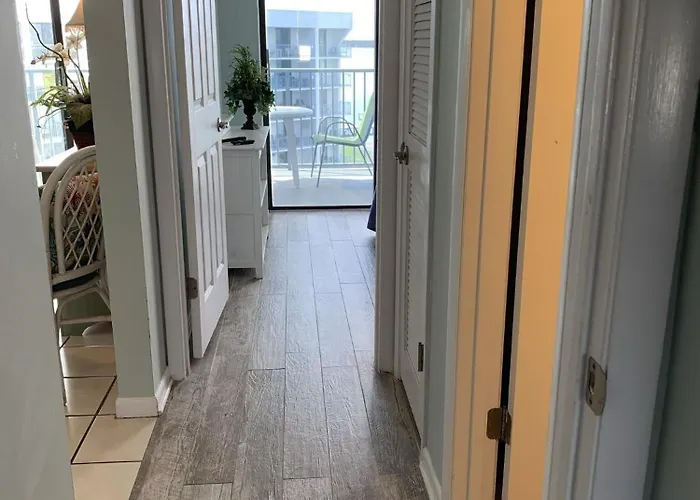 Charming 705c, Surf And Racket Club Apartment